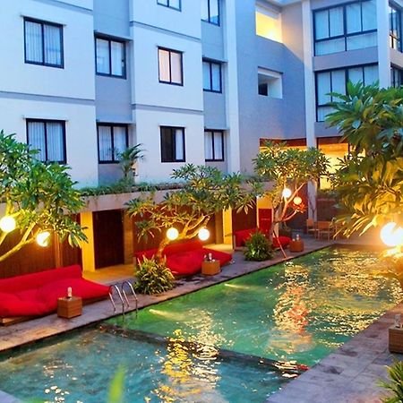 Hotel Dafam Savvoya Seminyak Dış mekan fotoğraf