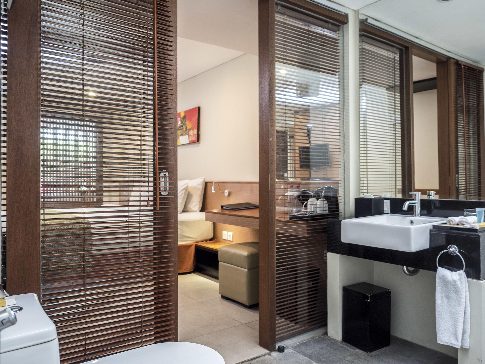 Hotel Dafam Savvoya Seminyak Dış mekan fotoğraf