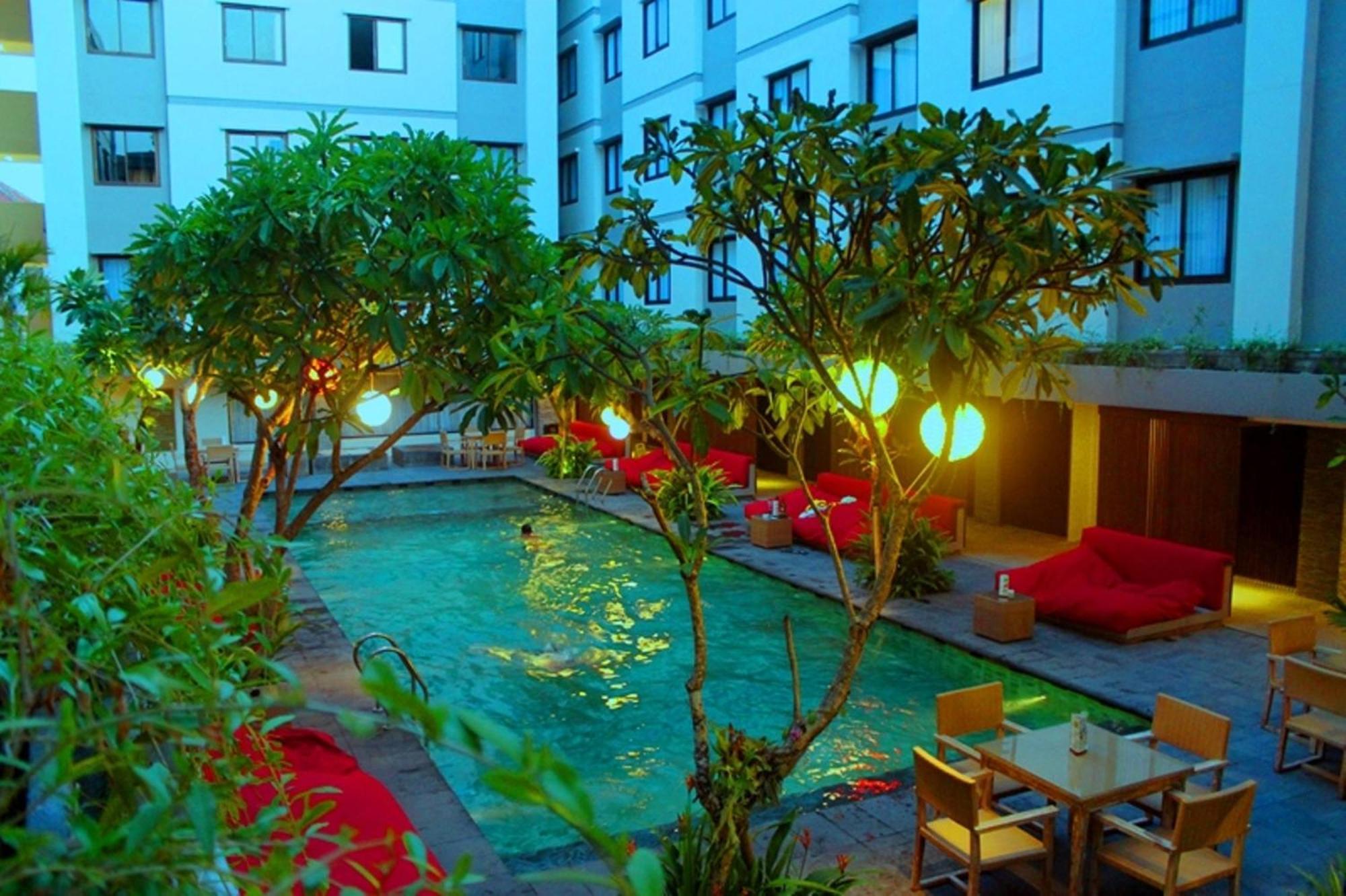 Hotel Dafam Savvoya Seminyak Dış mekan fotoğraf