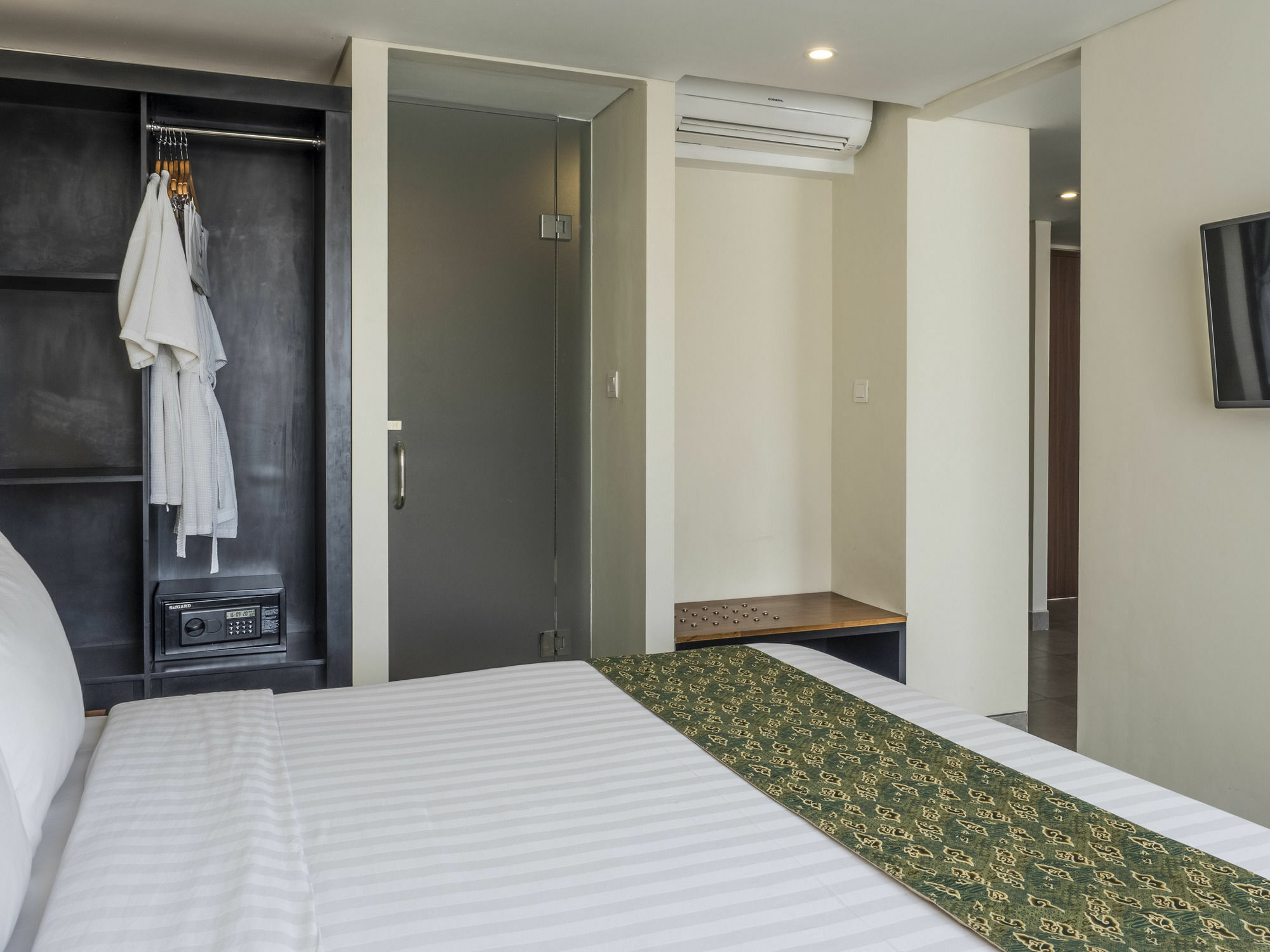 Hotel Dafam Savvoya Seminyak Dış mekan fotoğraf